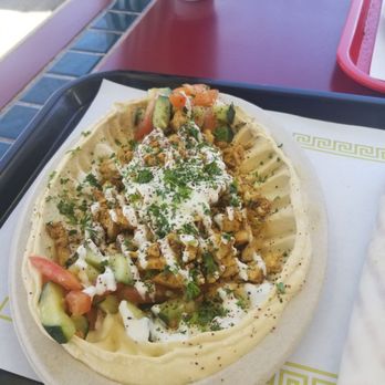 Gyro Heroes - Chicken hummus plate - Mediterranean Near Me - Seattle, Washington