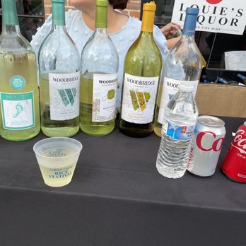 Walterboro Wildlife Center - Beverage table - Venues & Event Spaces Near Me - Walterboro, South Carolina Walterboro Wildlife Center - Beverage table - Venues & Event Spaces Near Me - Walterboro, South Carolina