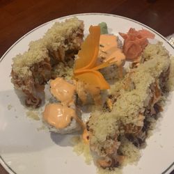 Little Bamboo Chinese Restaurant - Spicy tuna roll and sunshine roll