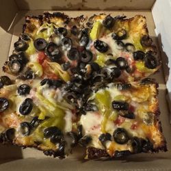 A Little Pizza Oregon - The Garden