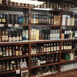Andy's Market & Liquors