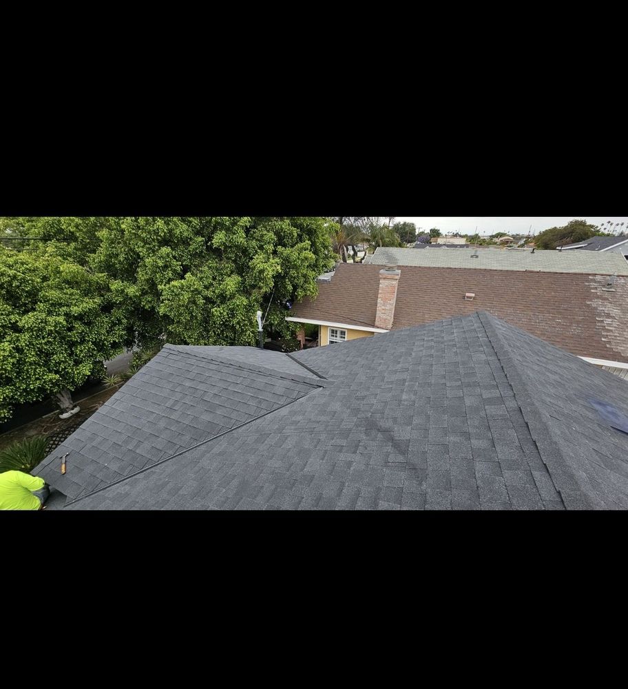 Slide of Jcc Roofing