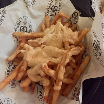 Lakefront Brewery - beer cheese fries (regular fries were bomb af, too) - Breweries Near Me - Milwaukee, Wisconsin Lakefront Brewery - beer cheese fries (regular fries were bomb af, too) - Breweries Near Me - Milwaukee, Wisconsin