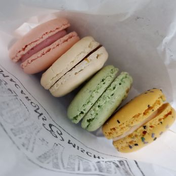 Lady Yum - Pioneer Square - Wild Strawberry, Salted Caramel, Pear Fragipane, and Butterbeer - Macarons Near Me - Seattle, Washington