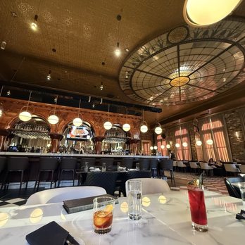 V's Paradise - Modern European Near Me - Sacramento, California