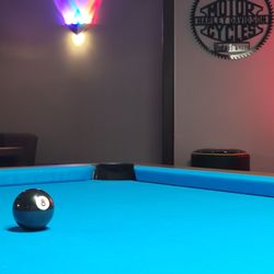 Warehouse Billiards - Brunswick 8 ft. table w/Simonis 860 felt