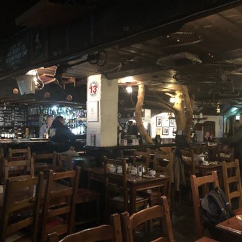 Man O' War - Pubs Near Me - Dublin, D