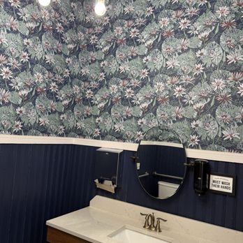 Biscuit Love - Franklin - Bathroom - Breakfast & Brunch Near Me - Franklin, Tennessee