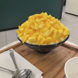 Mango Bingsu