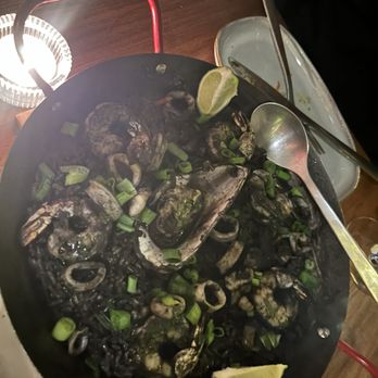 Enoteca Harlem - Black Paella - Bars Near Me - New York, New York