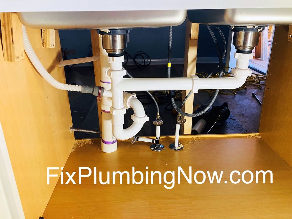 Slide of Fix-It-Now Plumbing Repairs