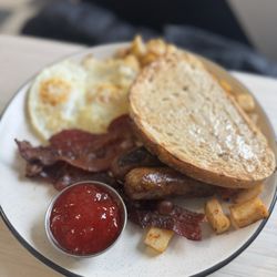 Yards Bruncheon - Full Breakfast