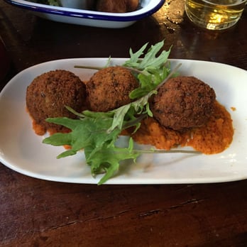 The Castle - Arancini balls - Pubs Near Me - London, XGL The Castle - Arancini balls - Pubs Near Me - London, XGL