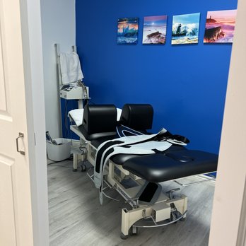 R Tseng Chiropractic - Traction Table - Chiropractors Near Me - Chino, California R Tseng Chiropractic - Traction Table - Chiropractors Near Me - Chino, California