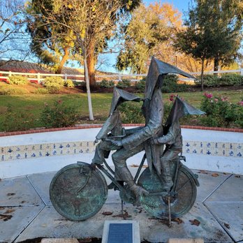 Temecula Duck Pond - Sculpture - Parks Near Me - Temecula, California