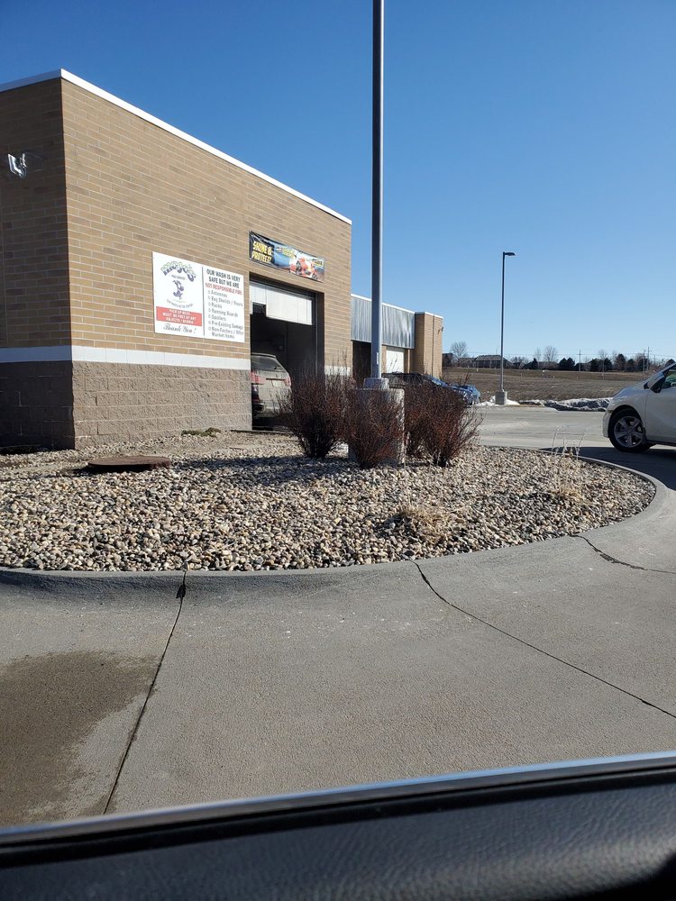 MOJO’S FULL SERVICE CAR WASH Updated September 2024 17 Photos & 44