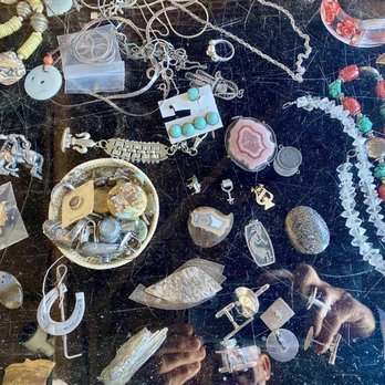 Chris Vanderlei Oriental Rugs - Jewelry including Indian pieces. - Art Galleries Near Me - Bakersfield, California