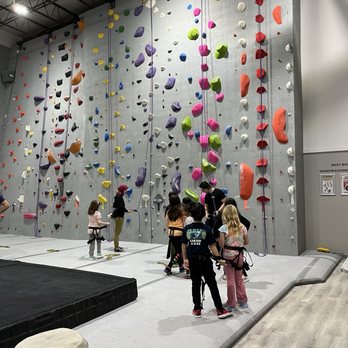 New Jersey Rock Gym - Gyms Near Me - Fairfield, New Jersey