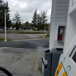 Redwood Shell Service Center