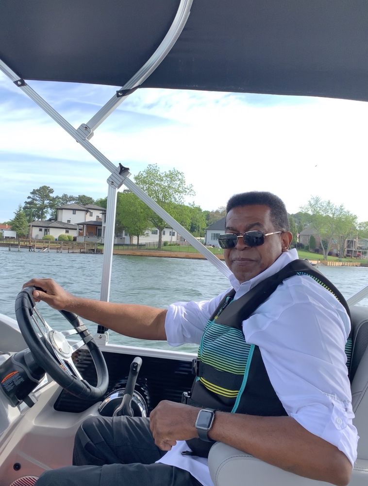 FREEDOM BOAT CLUB OF LAKE NORMAN 16 Photos & 14 Reviews 17505 W