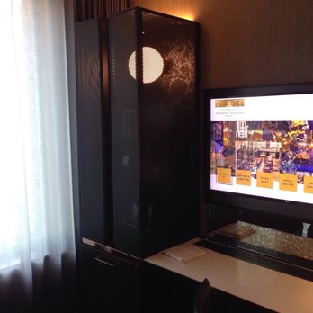 Hotel EMC2, Autograph Collection - Hotels Near Me - Chicago, Illinois Hotel EMC2, Autograph Collection - Hotels Near Me - Chicago, Illinois