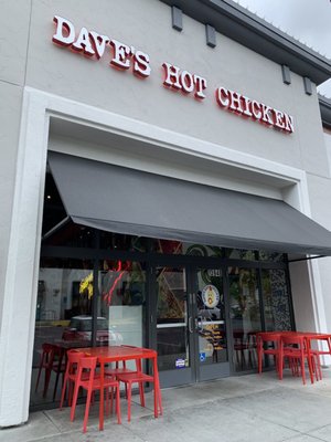 Dave's Hot Chicken by null