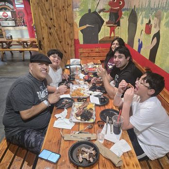 Rollin Smoke Barbeque - Family and food and much love - Barbeque Near Me - Las Vegas, Nevada Rollin Smoke Barbeque - Family and food and much love - Barbeque Near Me - Las Vegas, Nevada