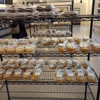 Resch's Bakery - Cookies and cupcakes - Donuts Near Me - Gahanna, Ohio Resch's Bakery - Cookies and cupcakes - Donuts Near Me - Gahanna, Ohio