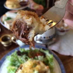 Beas Vintage Tea Rooms - Meat pie