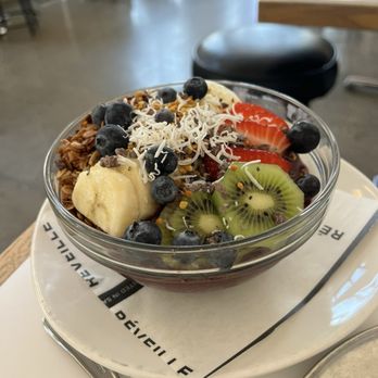 Cafe Réveille - Açaí bowl - Cafes Near Me - San Francisco, California