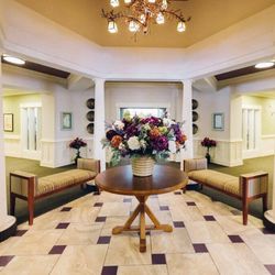 Spring Arbor of Severna Park - Community Lobby