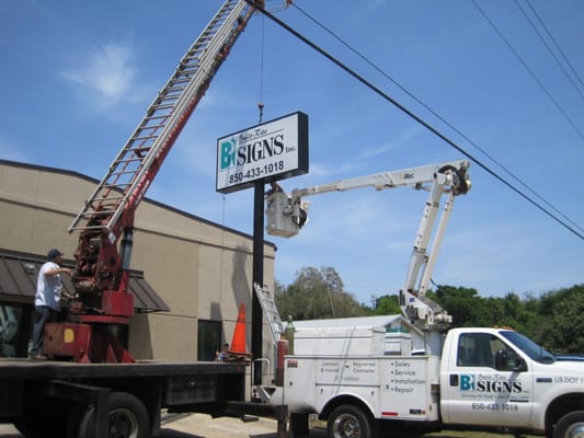 BUILT RITE SIGNS - Updated July 2026 - 12 Photos - 4618 Saufley Field ...