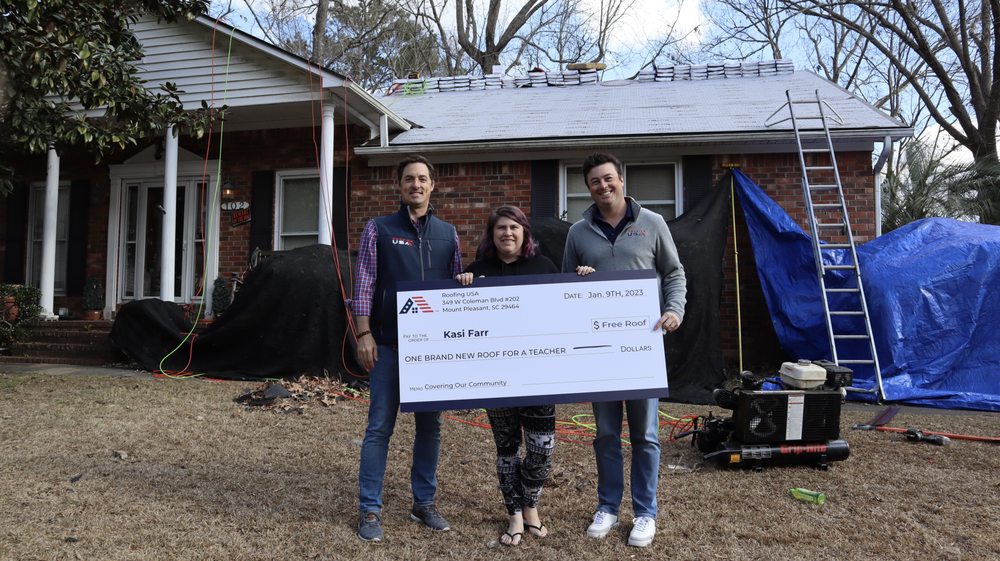 Slide of Roofing USA