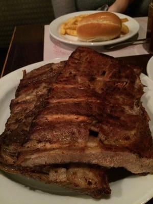 Tommy's Bar-B-Q by null