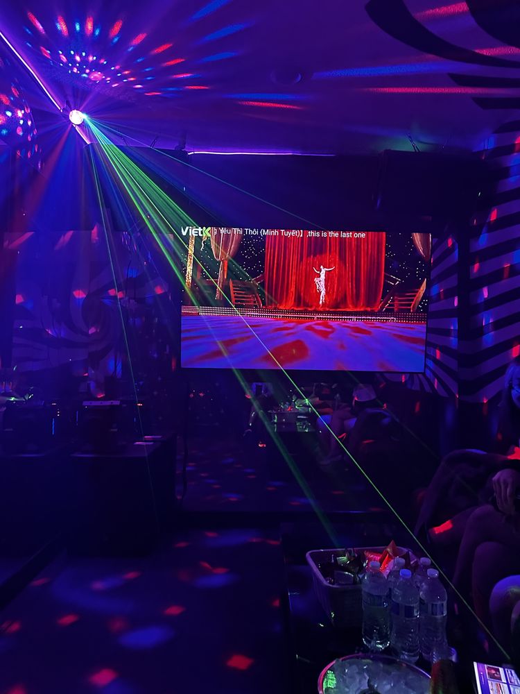 ROYAL KARAOKE AND LOUNGE Updated September 2024 10 Photos 15432