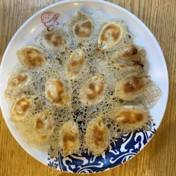 Sammi & Soupe Dumpling - Pan fried pork and cabbage dumplings - Chinese Near Me - Montreal, Quebec Sammi & Soupe Dumpling - Pan fried pork and cabbage dumplings - Chinese Near Me - Montreal, Quebec