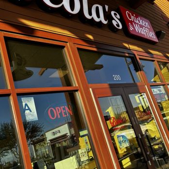 Beola's Chicken & Waffles - Barbeque Near Me - Upland, California