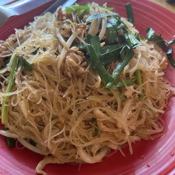 Hot Wok Cafe - Chinese Near Me - Princeton Junction, New Jersey