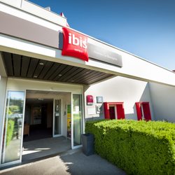 Hotel Ibis Nantes La Beaujoire Parc Expo - Vue extérieur - Entrée de l'hôtel