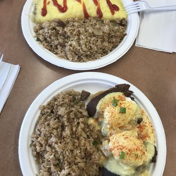 Button Up Cafe - Bacon and cheese omelette and short rib omelette - Breakfast & Brunch Near Me - Pearl City, Hawaii