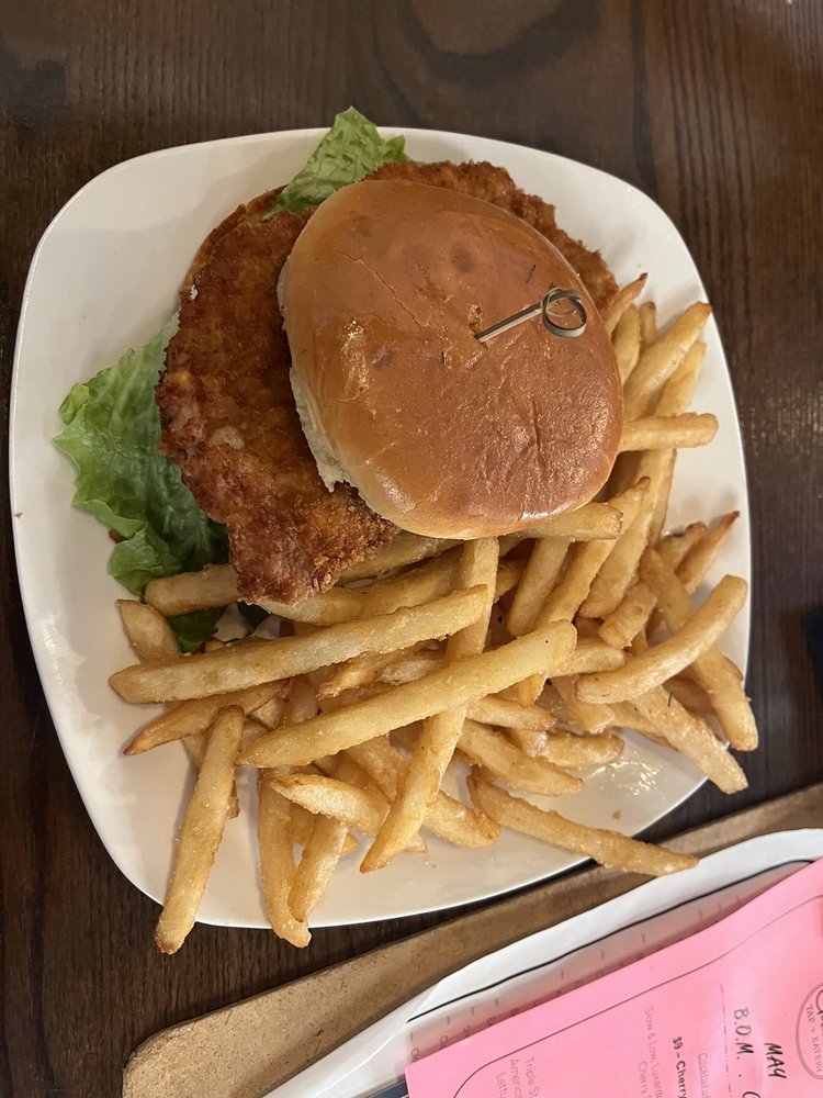 Social spots from Goldfinch Tap + Eatery