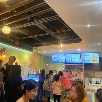 Sulbing Cafe - Desserts Near Me - Burnaby, British Columbia