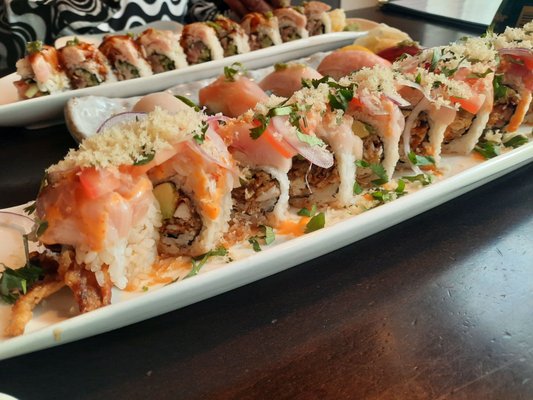 Star Sushi & Bar by null