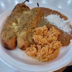 Las Chulas Express - Chile Relleno