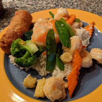 Yangtze - About 1/2 portion of Tung Ting Shrimp and an eggroll; highly recommended! - Dim Sum Near Me - St. Louis Park, Minnesota Yangtze - About 1/2 portion of Tung Ting Shrimp and an eggroll; highly recommended! - Dim Sum Near Me - St. Louis Park, Minnesota