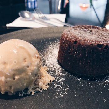 Perry St - Molten Chocolate Cake - New American Near Me - New York, New York Perry St - Molten Chocolate Cake - New American Near Me - New York, New York