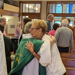 St Thomas Episcopal Church - Each Sunday we exchange the peace of Christ as part of our service.