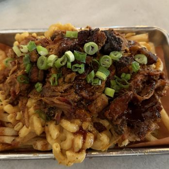 Apocalypse BBQ - Pulled pork loaded fries delicious - Food Trucks Near Me - Miami, Florida