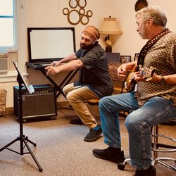 Nook Nook Music School - One on one adult guitar classes.