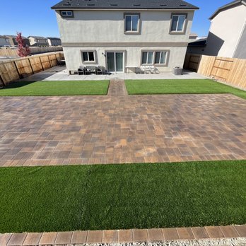 Nevada Pavers & Stone - Beautiful Back Patio Pavers with Synthetic Grass
Catalina Grana
Color Toscana - Masonry/Concrete Near Me - Reno, Nevada Nevada Pavers & Stone - Beautiful Back Patio Pavers with Synthetic Grass
Catalina Grana
Color Toscana - Masonry/Concrete Near Me - Reno, Nevada
